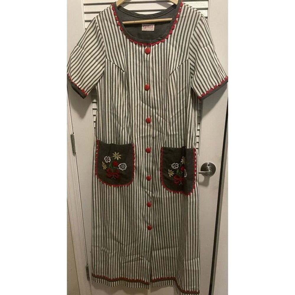 Vtg Gilead Shirt Dress Maxi Striped Buttons Pockets Embroidered Floral M USA